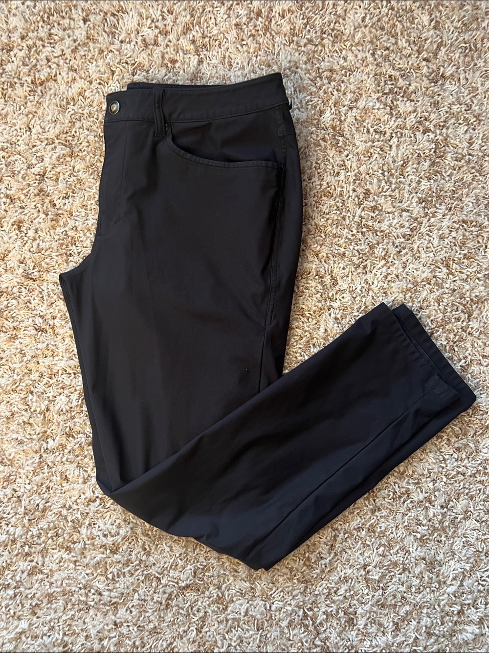 Lululemon Black ABC Slim fit pant 32” warpstream